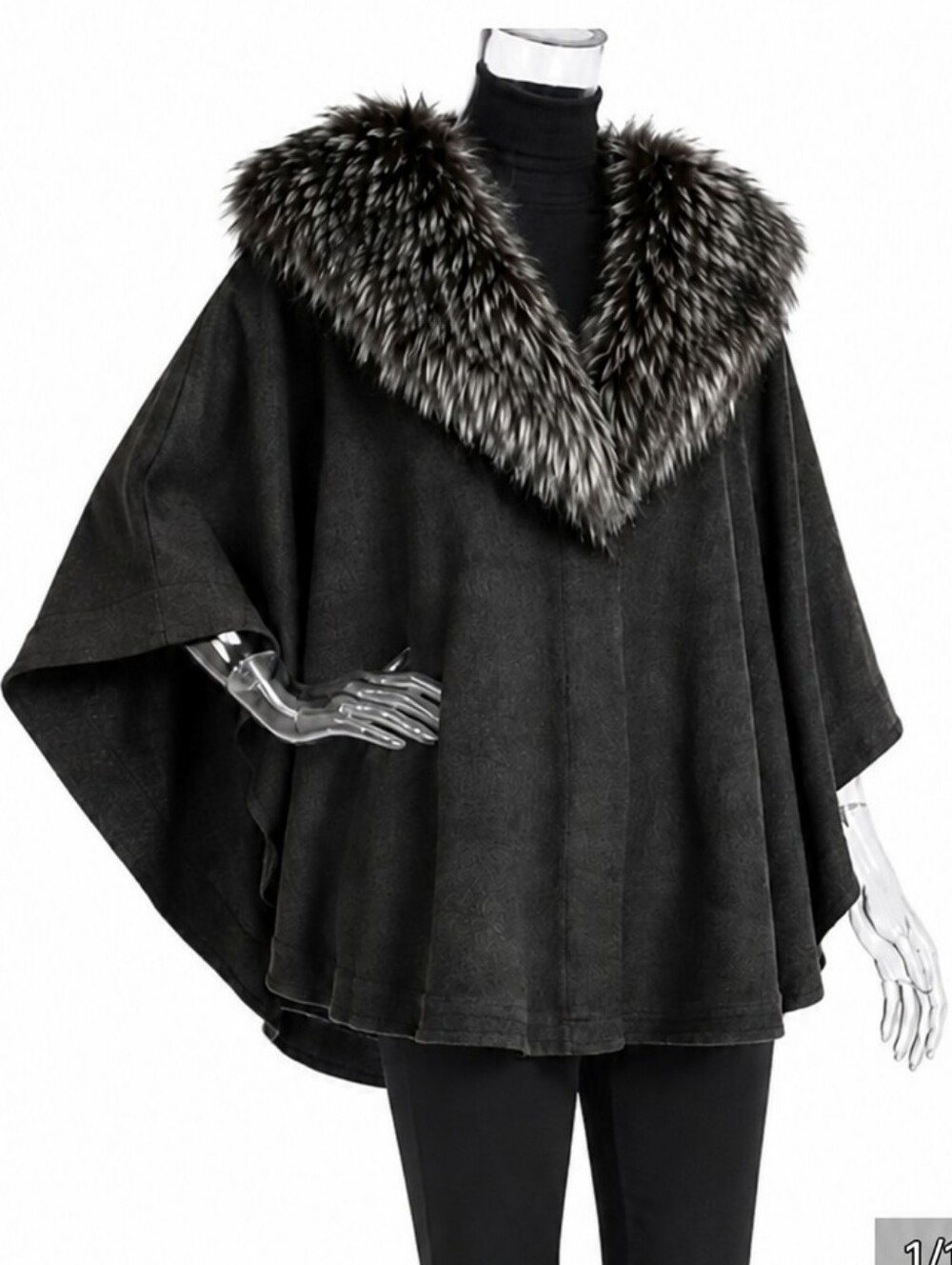 Adrienne Landau faux fur collar cape/poncho NWT SKUCH133